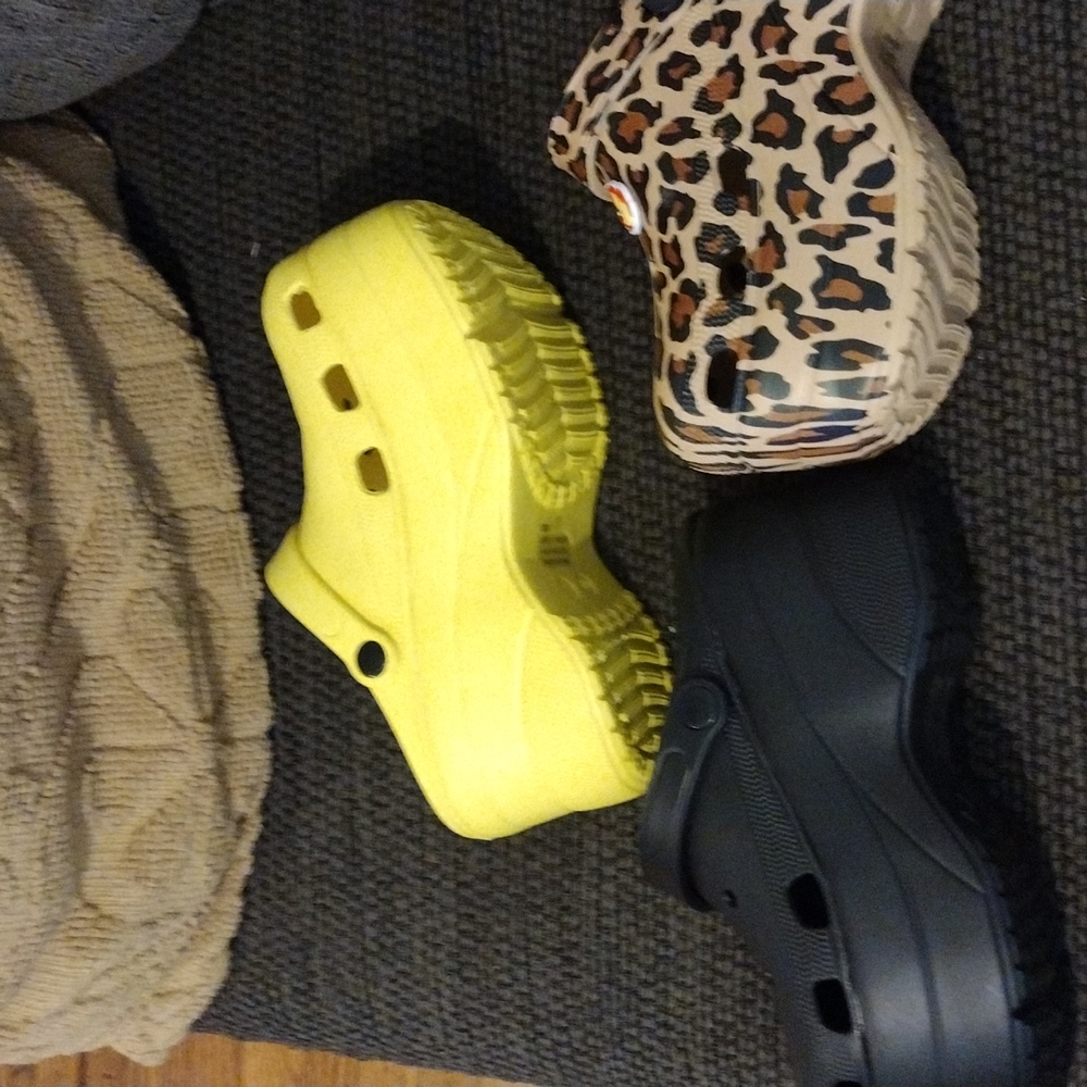 Platform Crocs